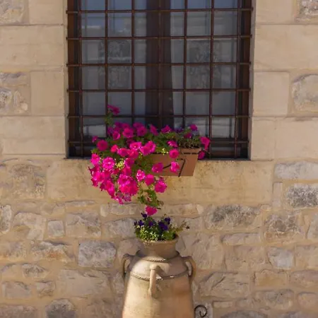 Borgo Monachella 3*