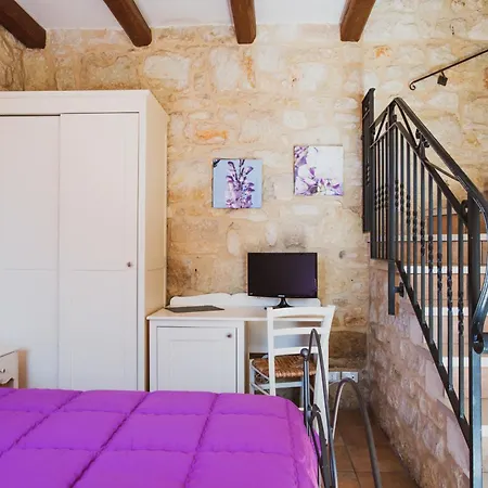 Borgo Monachella Bed & Breakfast