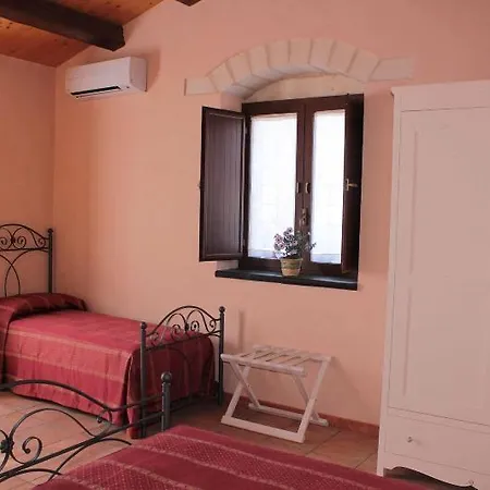 Borgo Monachella Bed & Breakfast