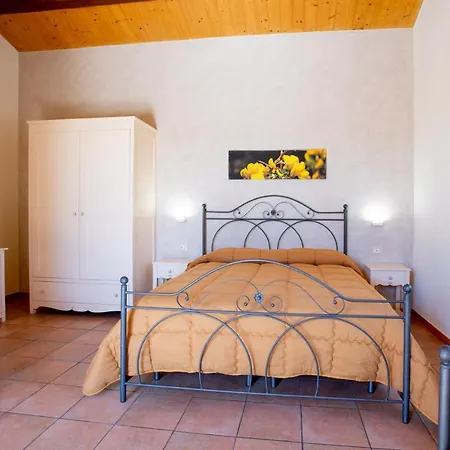 Bed & Breakfast Borgo Monachella 3*