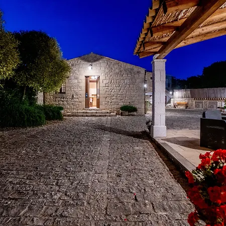 Borgo Monachella 4* Ragusa
