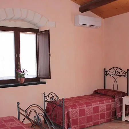 Borgo Monachella 3*